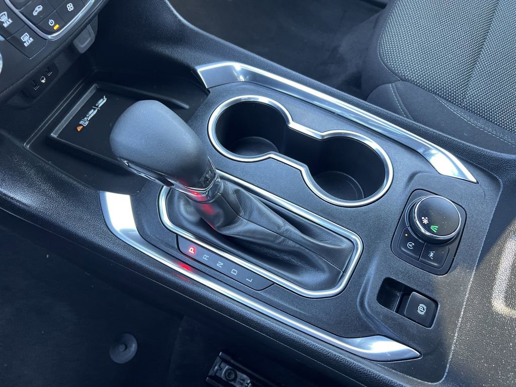 Used 2022 Chevrolet Traverse LT image 8