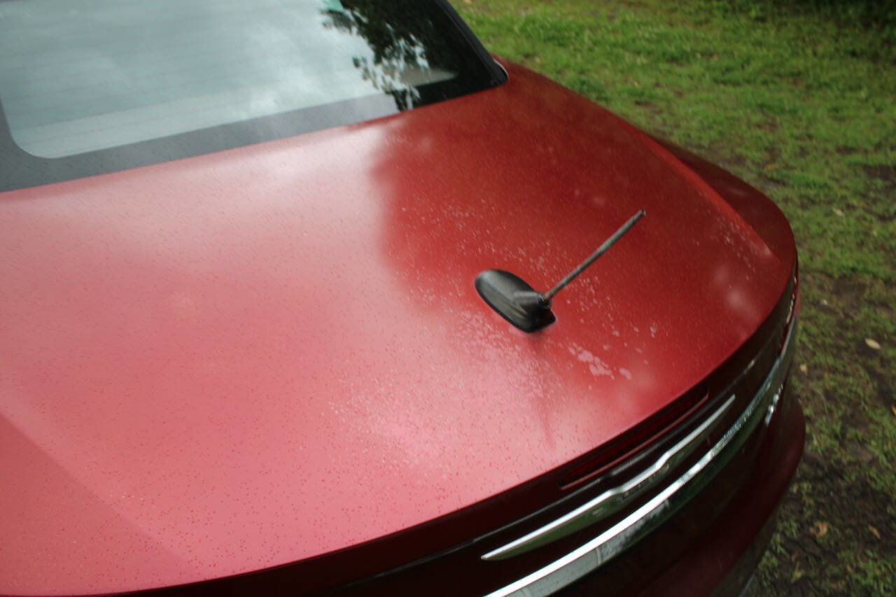 Used 2013 Chrysler 200 Touring image 40