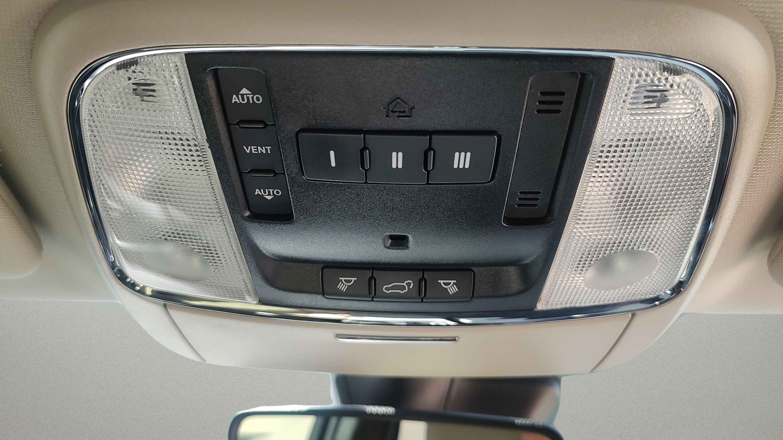 Used 2020 Dodge Durango Citadel w/ Technology Group AWD/4WD image 18