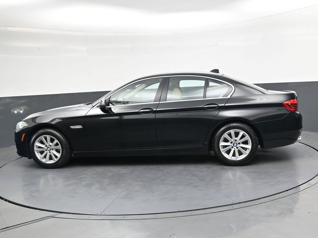 Used 2016 BMW 528i Sedan RWD image 6