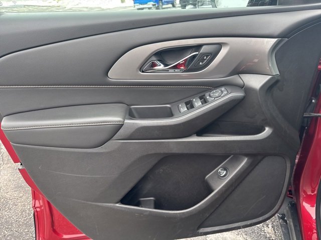 Used 2019 Chevrolet Traverse LT image 7