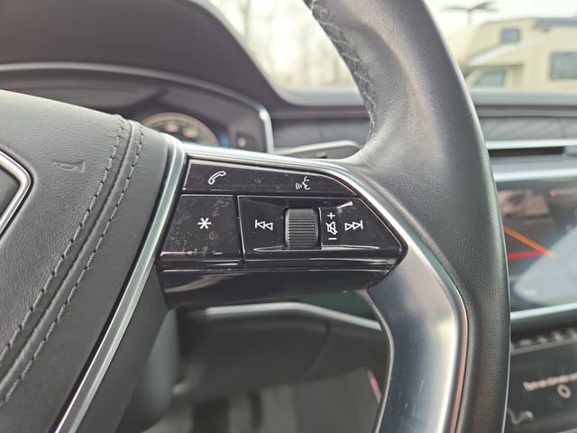 Used 2021 Audi A8 L 4.0T w/ Executive Plus Package image 18