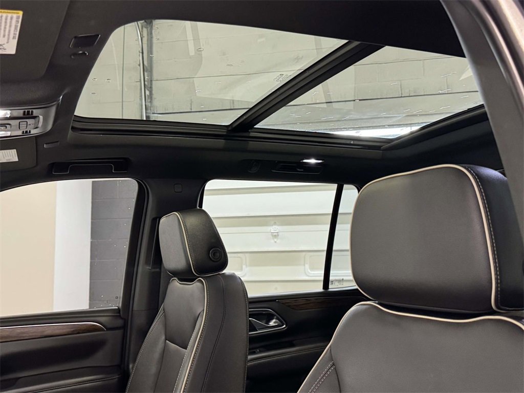 Used 2023 Chevrolet Tahoe Premier image 18