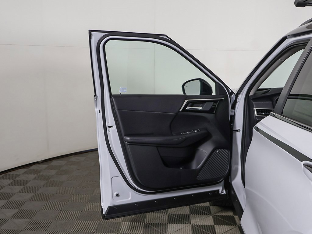 New 2025 Mitsubishi Outlander Trail Edition image 24