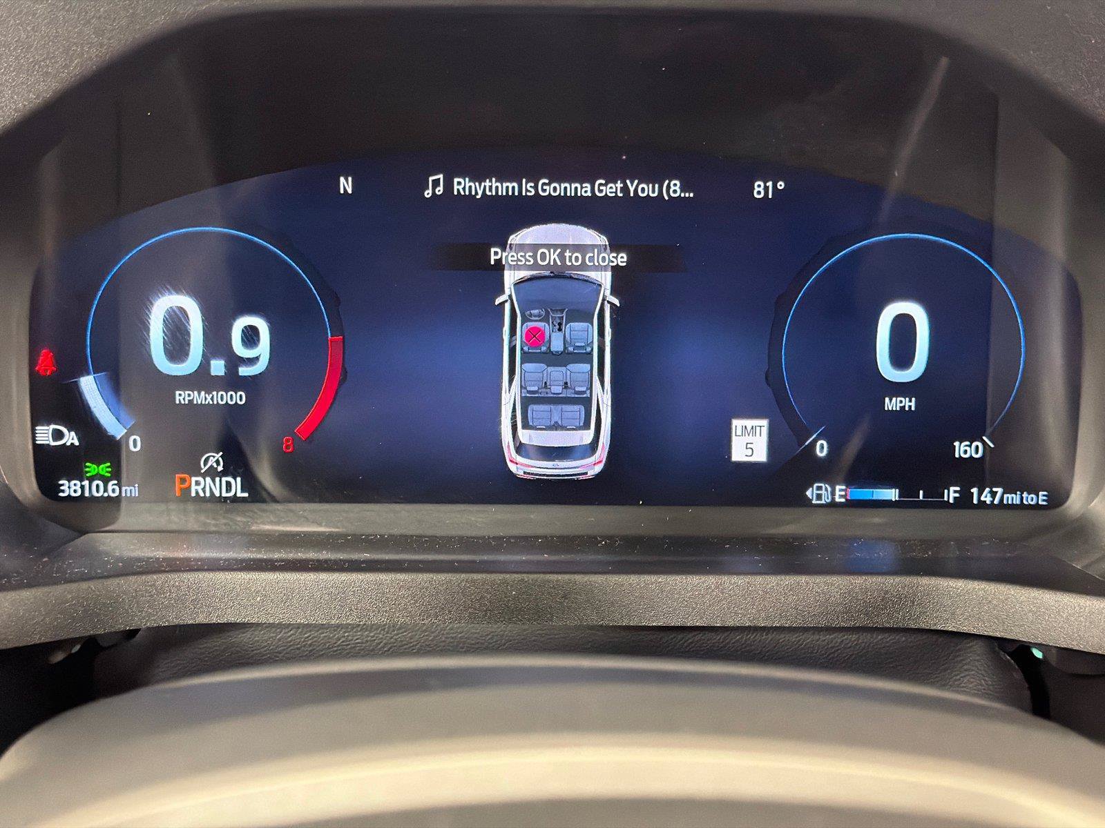 Used 2025 Ford Explorer Active RWD image 29