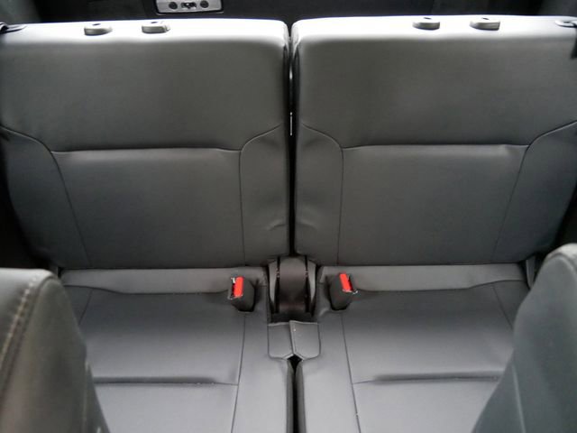 Used 2023 Mitsubishi Outlander ES FWD image 14