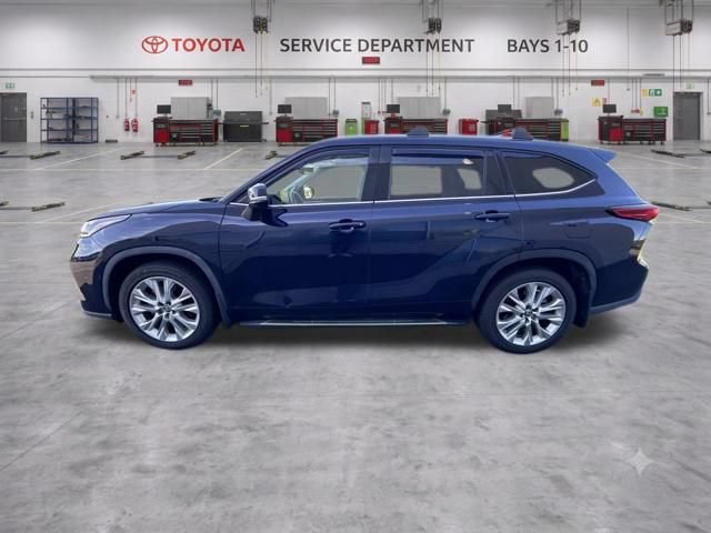Used 2022 Toyota Highlander Limited AWD/4WD image 5