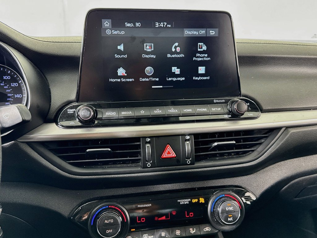 Used 2019 Kia Forte LXS FWD image 11