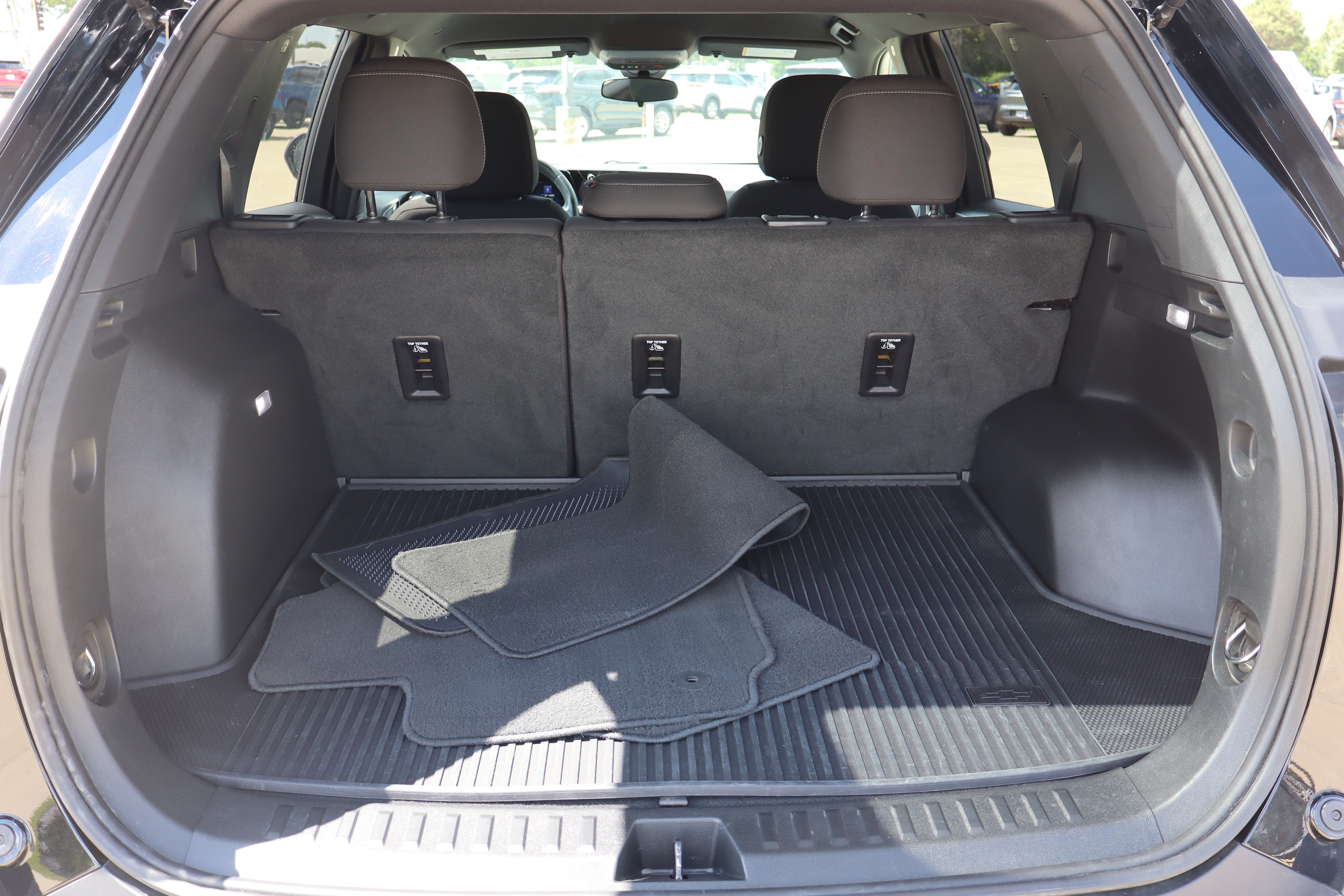 Used 2026 Chevrolet Equinox LT w/ LPO, Floor Liner Package FWD image 23