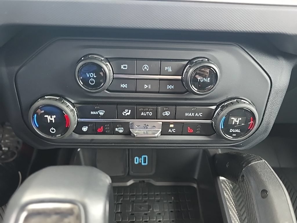 Used 2024 Ford Bronco Raptor w/ Interior Carbon Fiber Pack 6 AWD/4WD image 30
