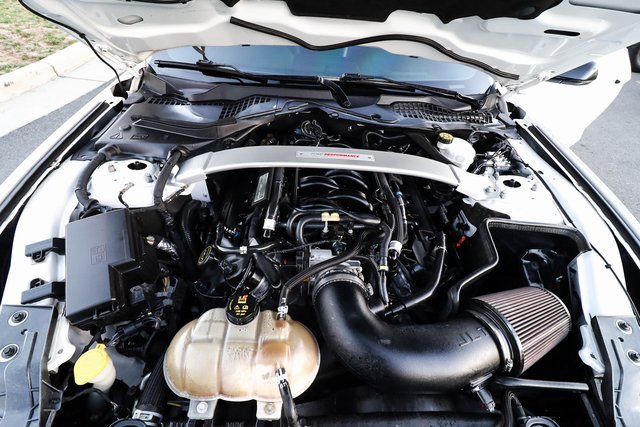 Used 2018 Ford Mustang Shelby GT350 w/ Convenience Package image 19