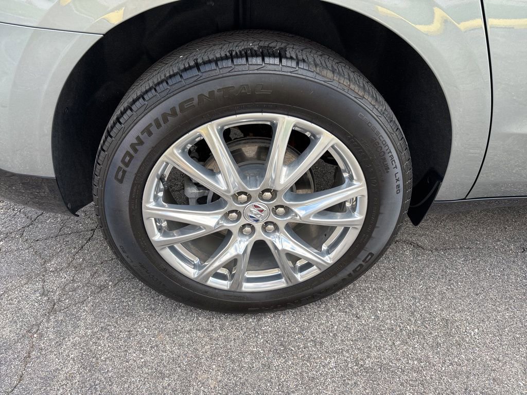 Used 2023 Buick Enclave Essence w/ Experience Buick Package AWD/4WD image 11