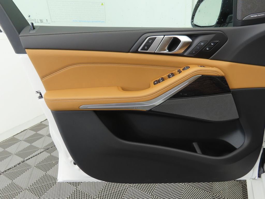 New 2026 BMW X5 sDrive40i w/ Executive Package image 24