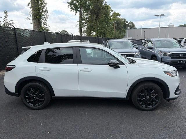 Used 2024 Honda HR-V Sport image 4