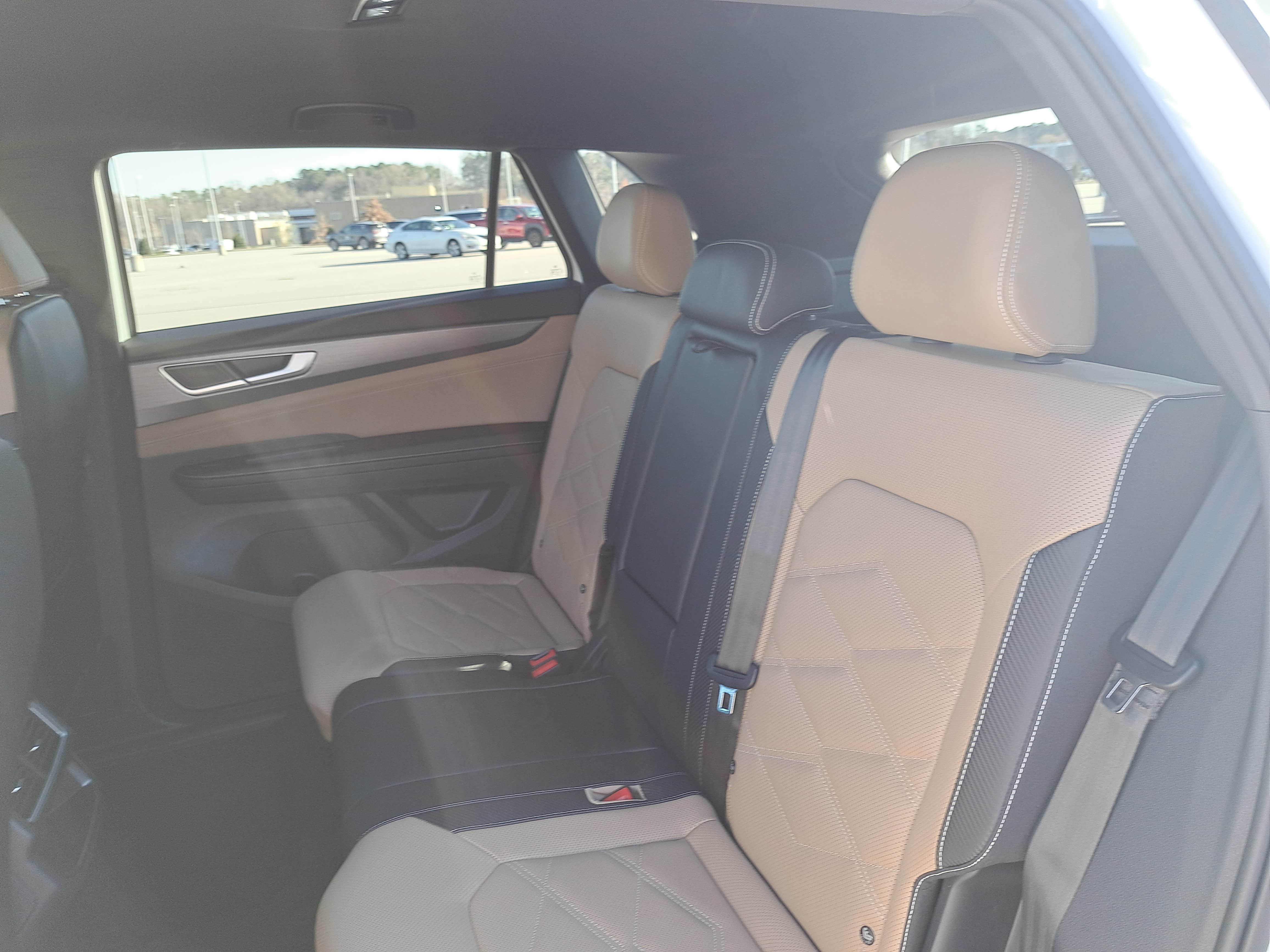 New 2026 Volkswagen Atlas Cross Sport SE AWD/4WD image 13