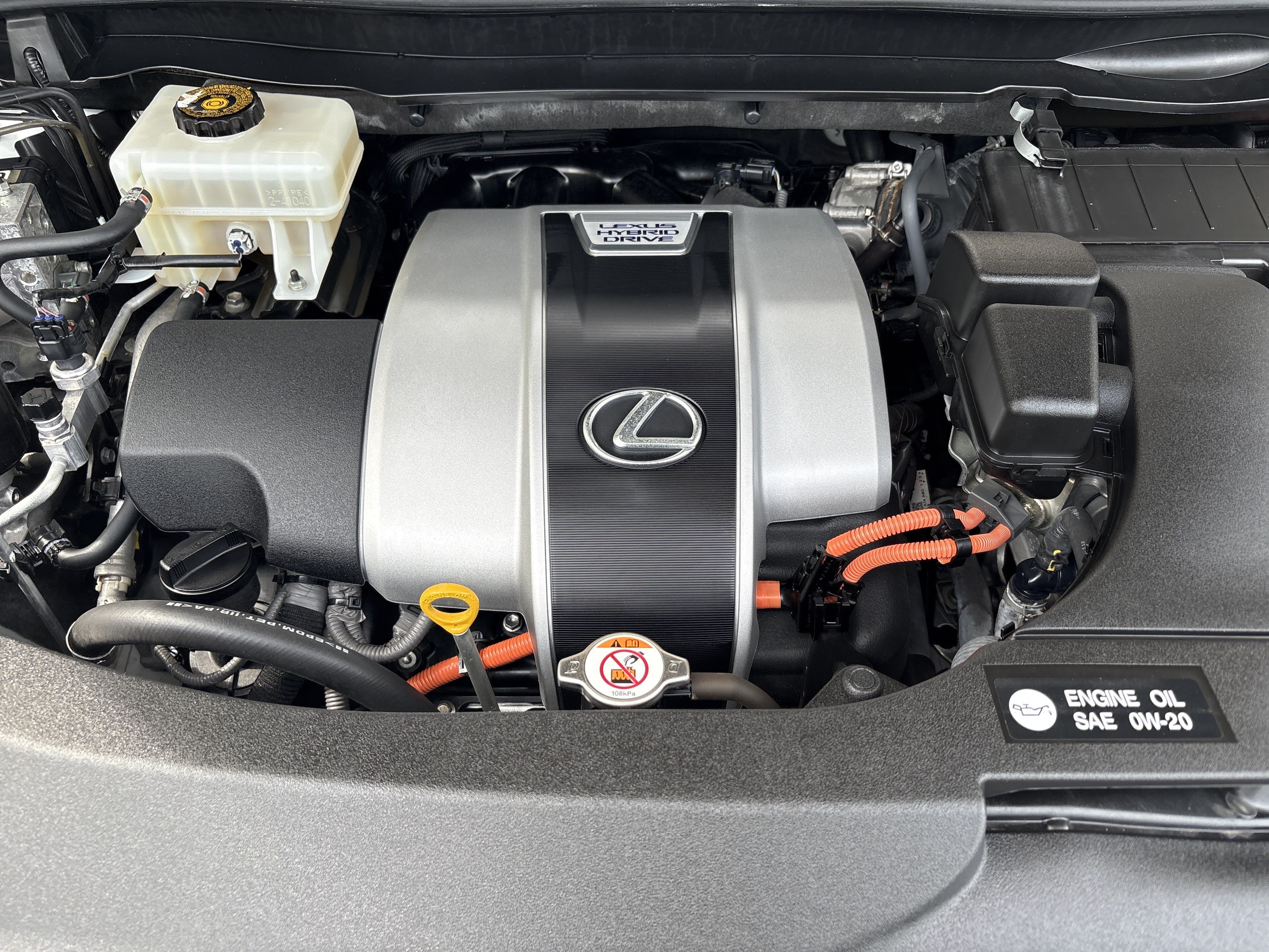 Used 2020 Lexus RX 450h F Sport w/ Accessory Package AWD/4WD image 34