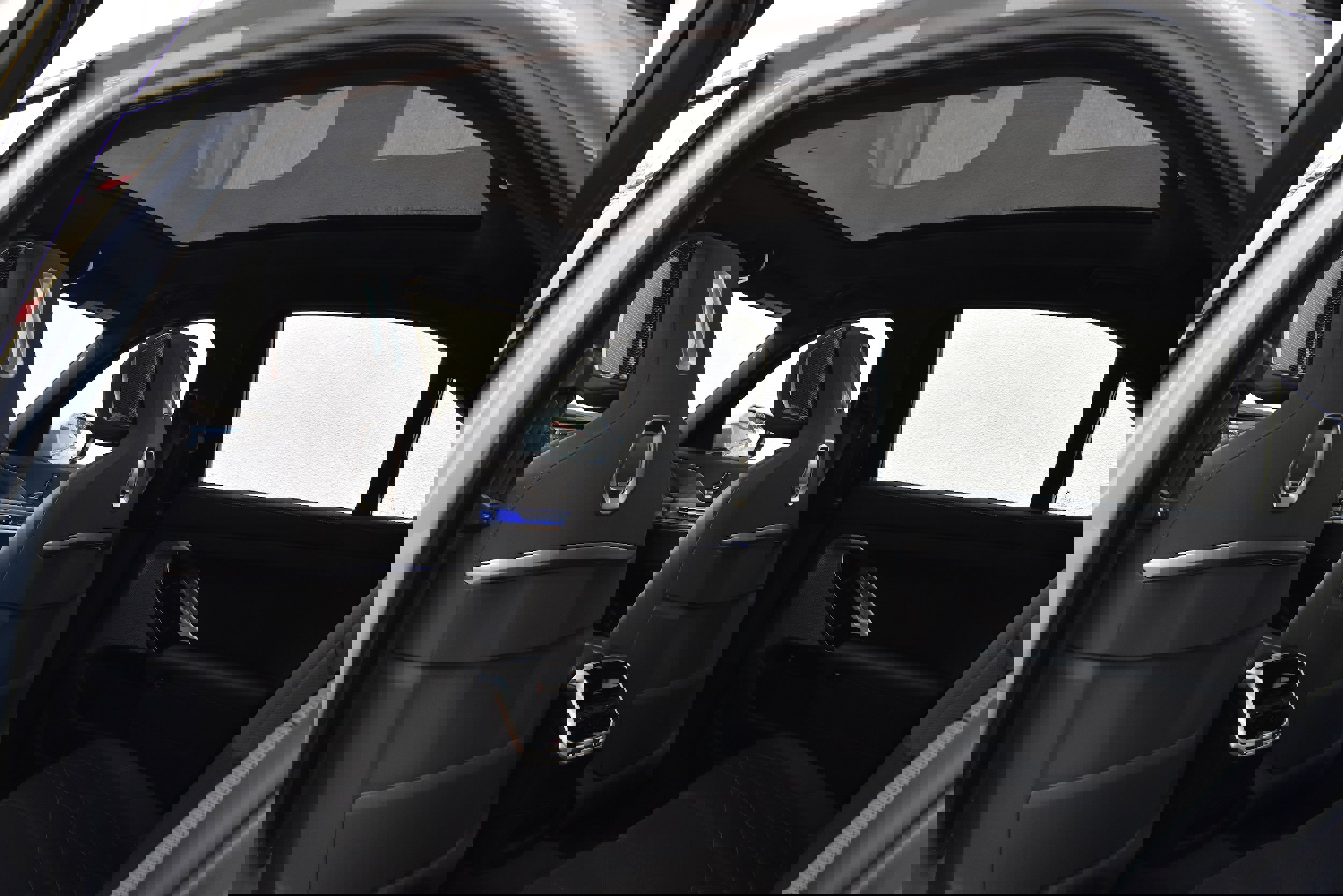 Used 2023 BMW i7 xDrive60 image 23