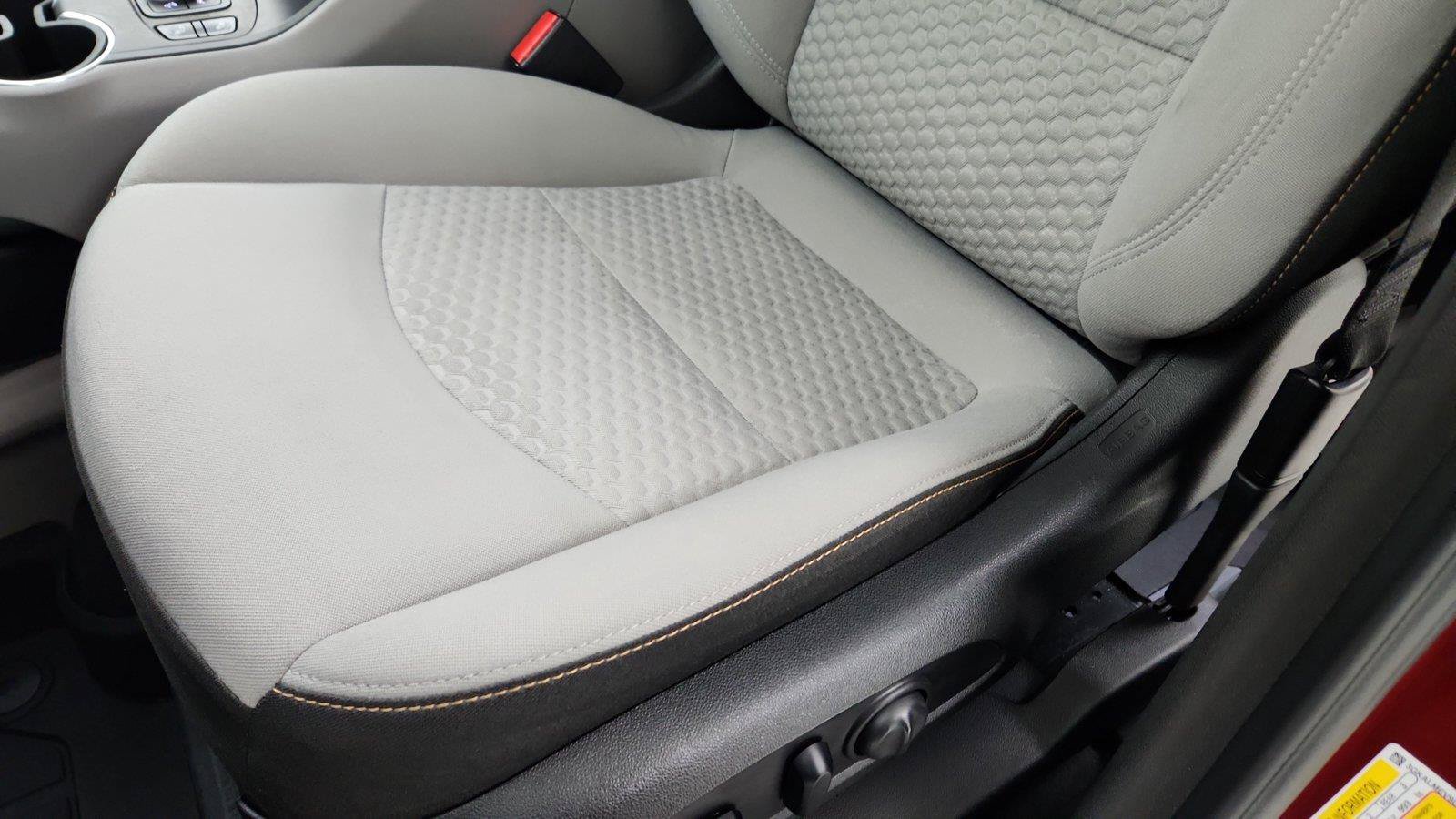 Used 2020 GMC Terrain SLE w/ Driver Convenience Package FWD image 42