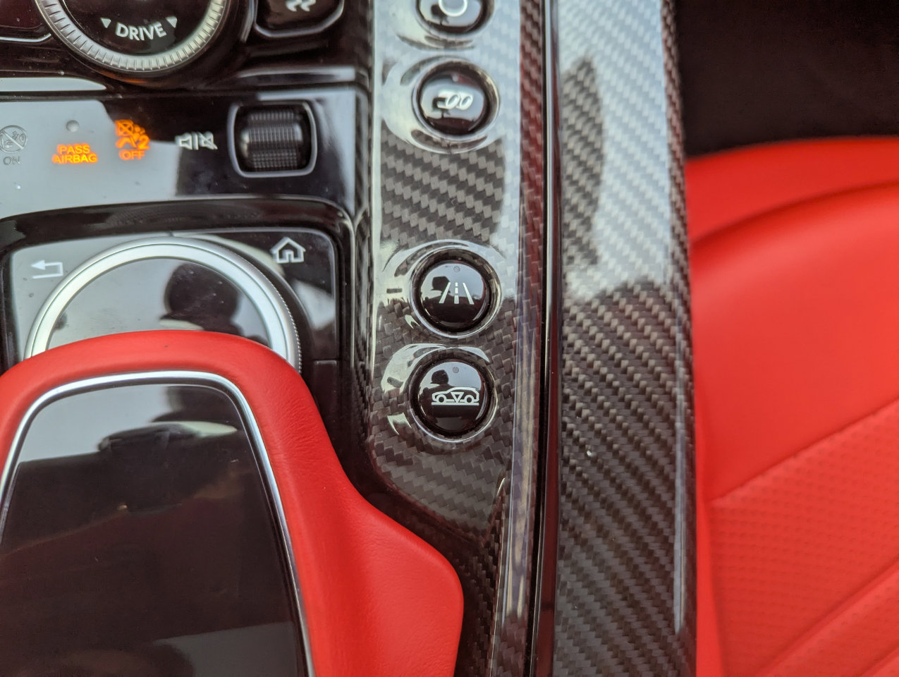 Used 2023 Aston Martin DBX 707 image 31