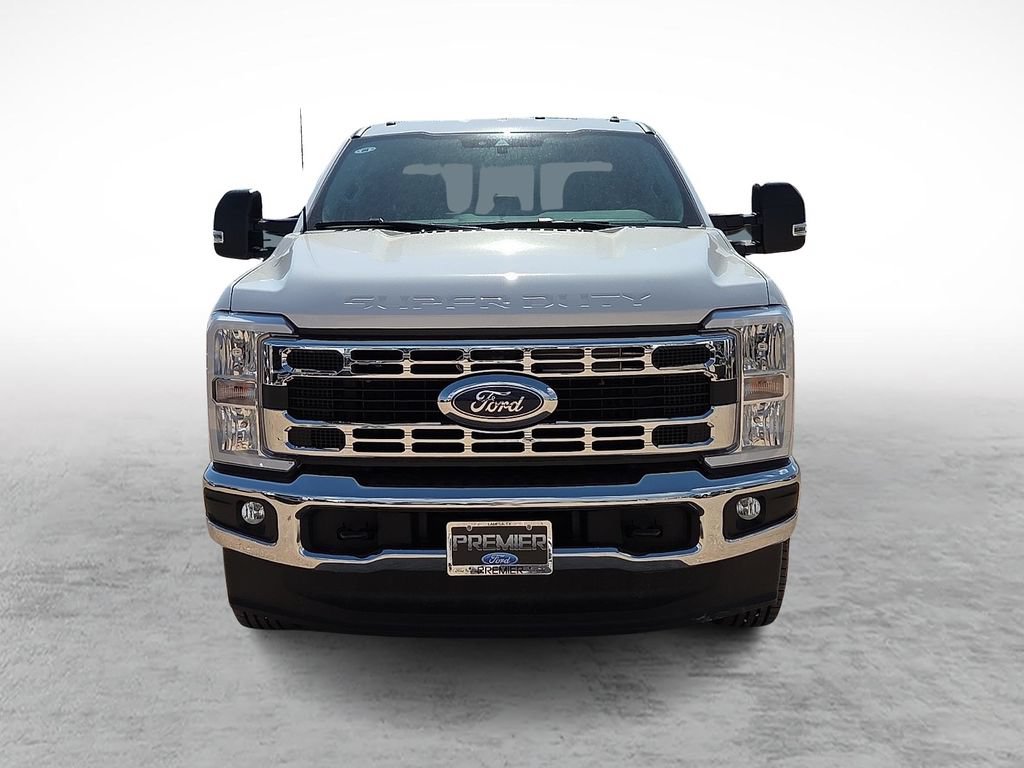 New 2026 Ford F350 XL w/ XL Chrome Package AWD/4WD image 3