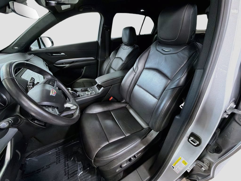 Used 2022 Cadillac XT4 Premium Luxury w/ Safety Alert Package AWD/4WD image 22