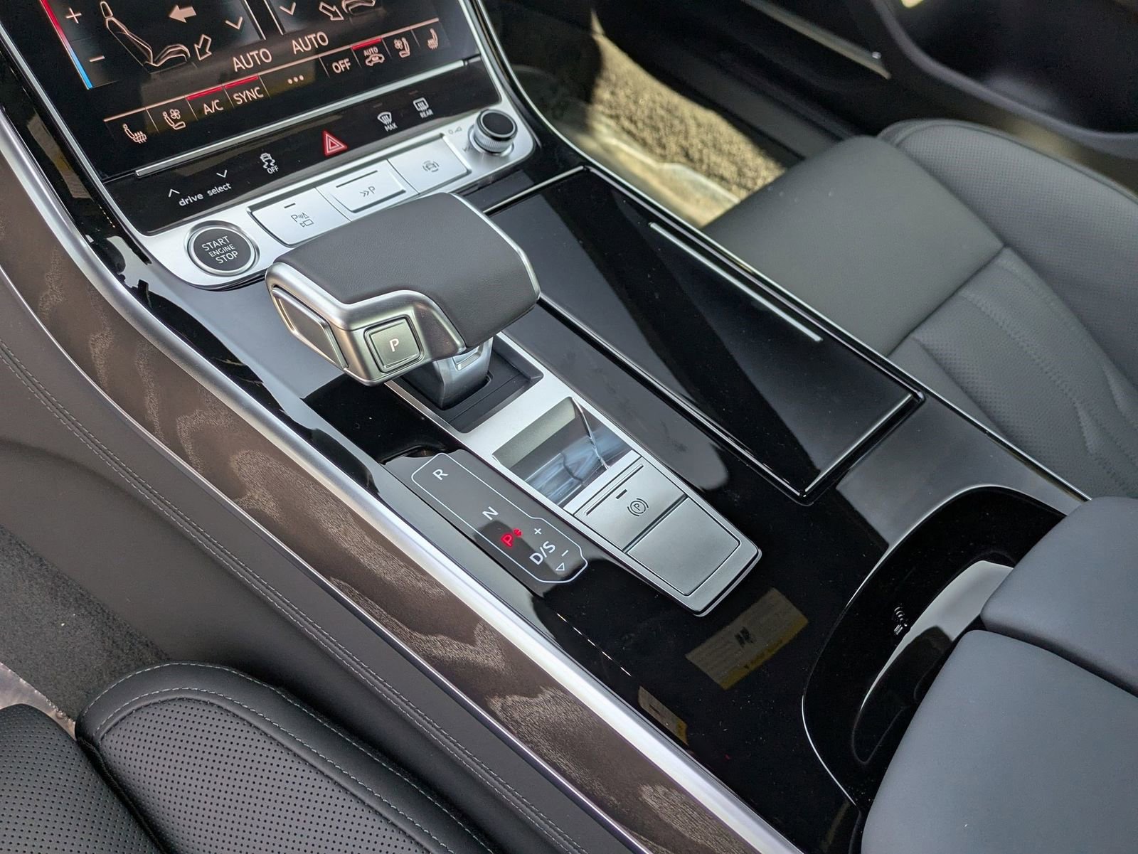 New 2026 Audi A8 L 3.0T AWD/4WD image 7