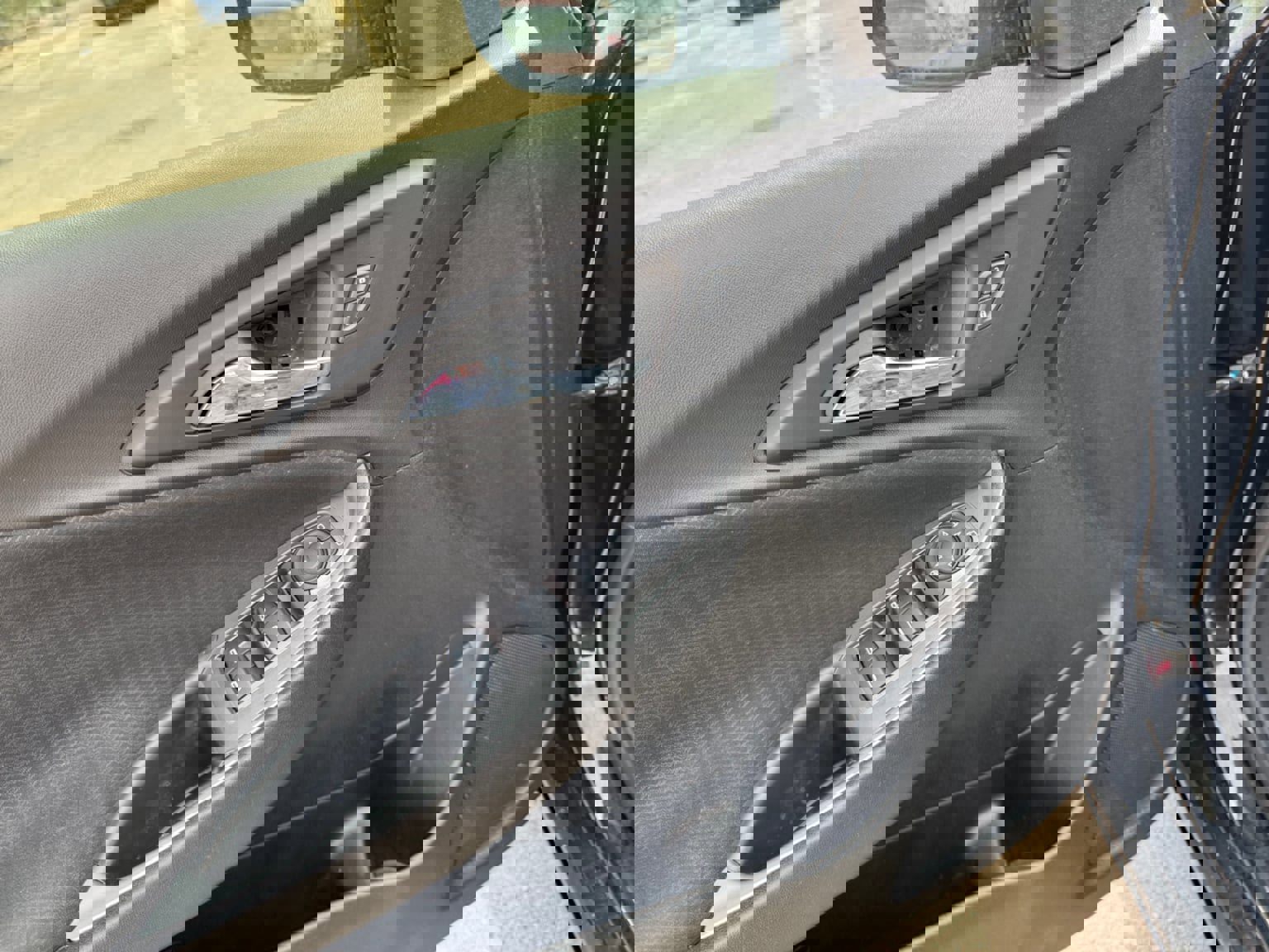 Used 2023 Chevrolet Malibu LT image 11