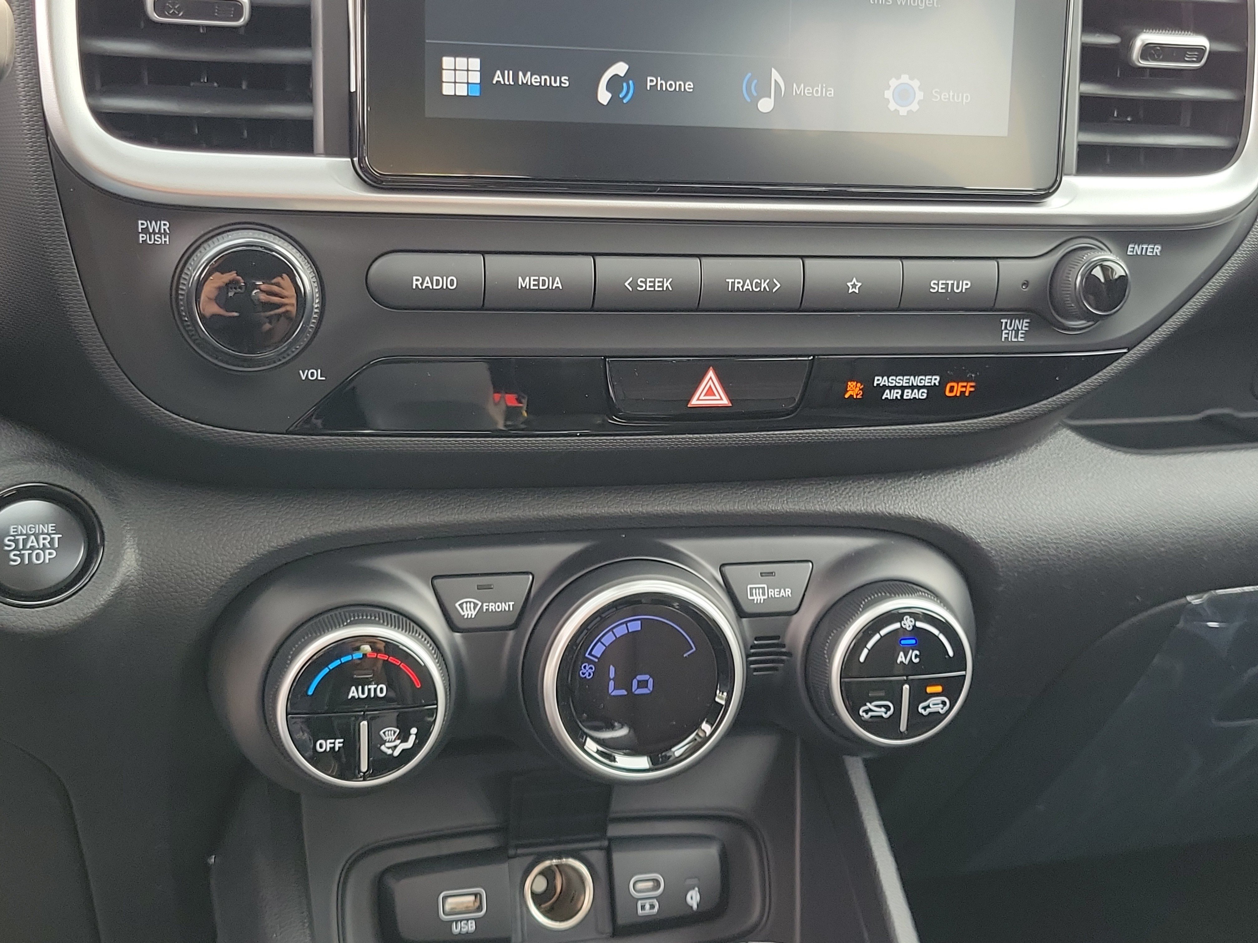 New 2026 Hyundai Venue SEL FWD image 27
