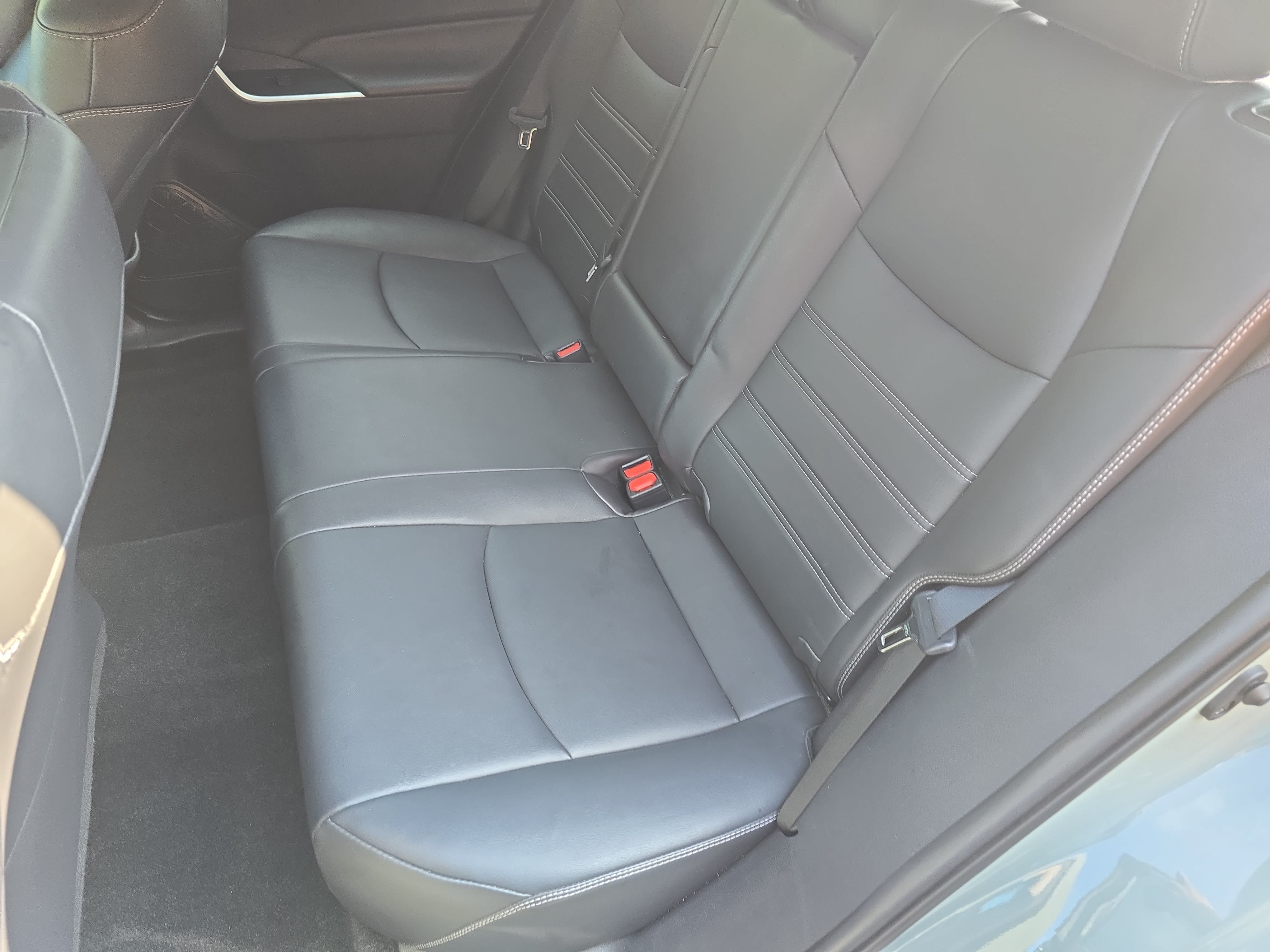Used 2020 Toyota RAV4 XLE Premium AWD/4WD image 14