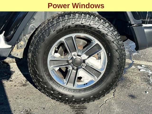 Used 2019 Jeep Wrangler Unlimited Sahara image 9