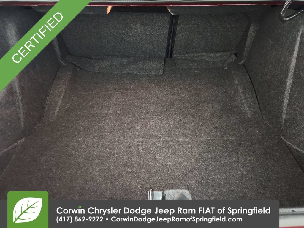 Used 2022 Dodge Challenger R/T w/ Shaker Package RWD image 31