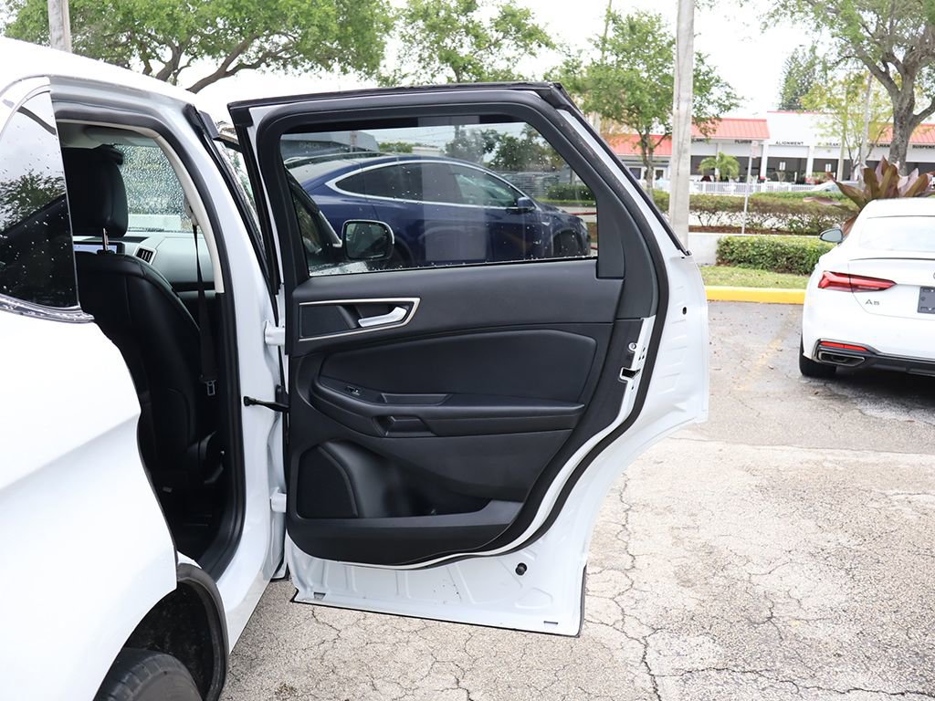 Used 2024 Ford Edge SEL AWD/4WD image 24