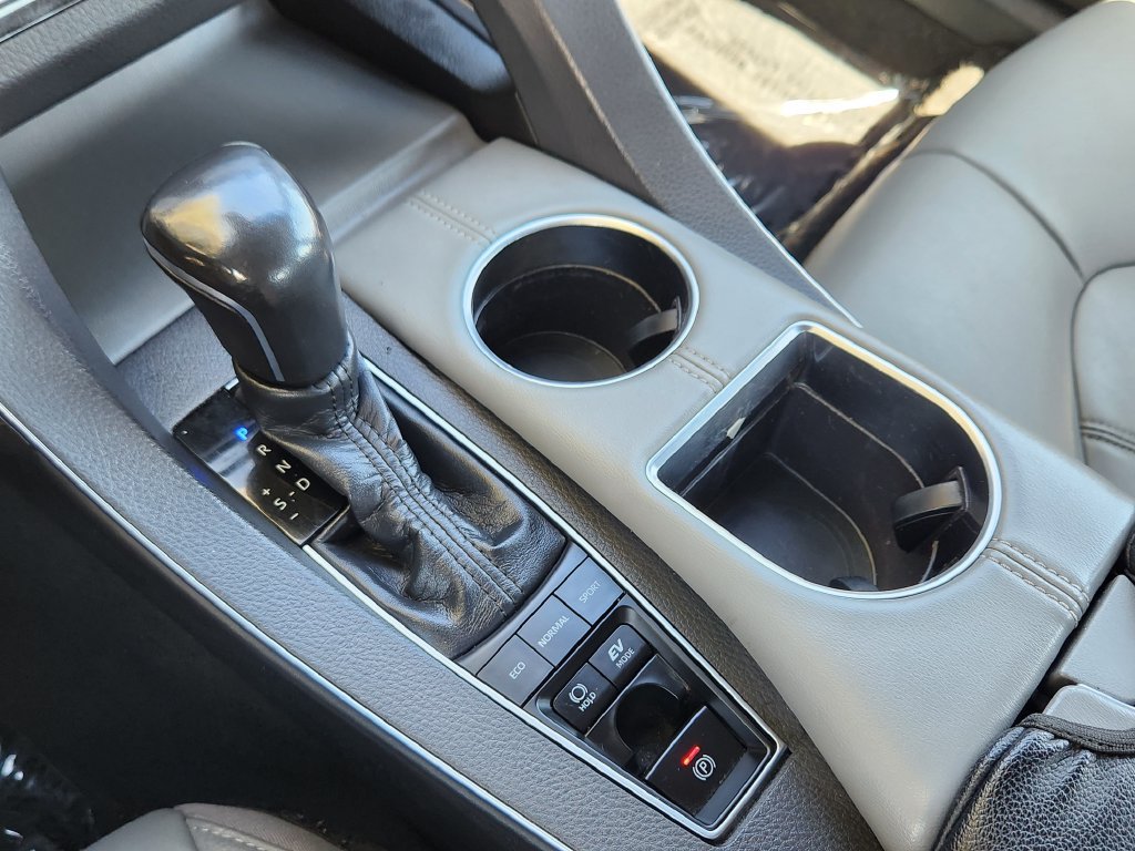 Used 2021 Toyota Avalon XLE w/ Carpet Mat Package (TMS) FWD image 11