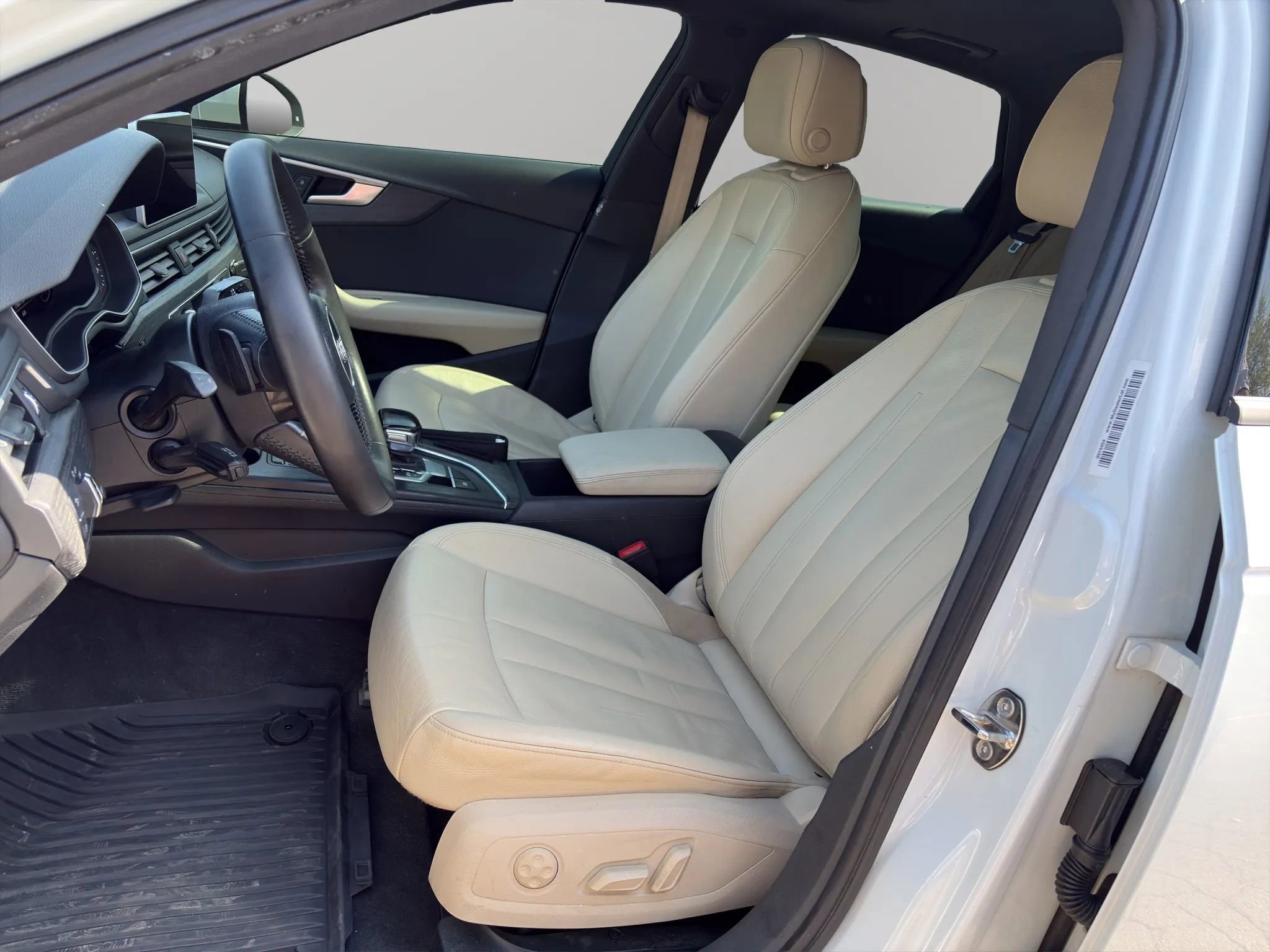 Used 2017 Audi A4 2.0T Ultra Premium w/ Convenience Package FWD image 17