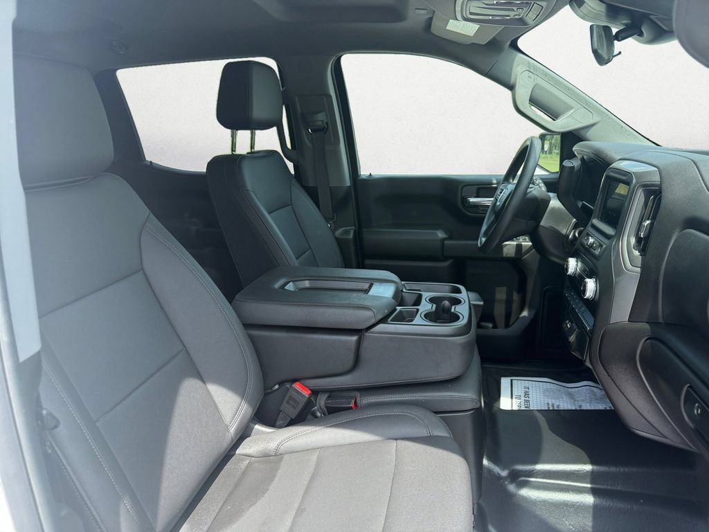 Used 2025 GMC Sierra 1500 Pro w/ Pro Value Package AWD/4WD image 15