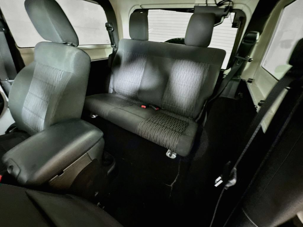 Used 2012 Jeep Wrangler Rubicon w/ PWR Convenience Group AWD/4WD image 27