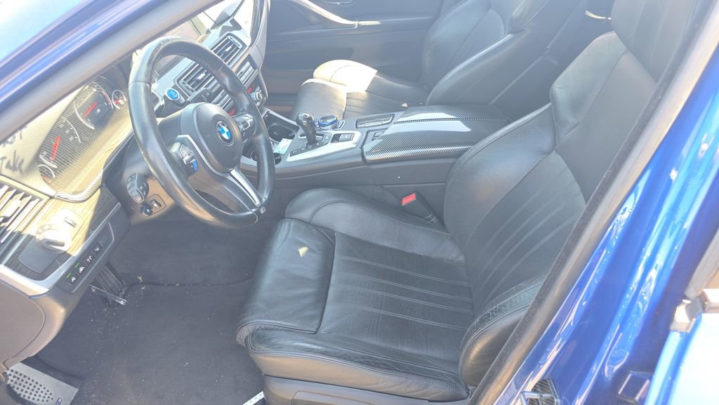 Used 2014 BMW M5 RWD image 15