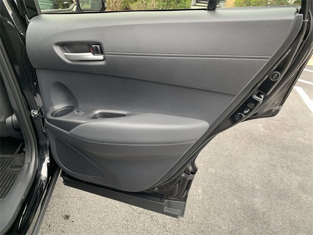 Used 2026 Toyota Corolla Cross XLE image 11