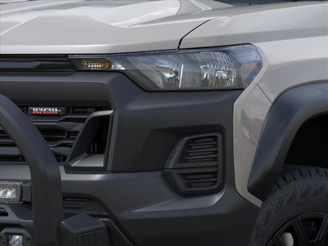 New 2026 Chevrolet Colorado Trail Boss w/ Off-Road Front Bumper Package AWD/4WD image 10
