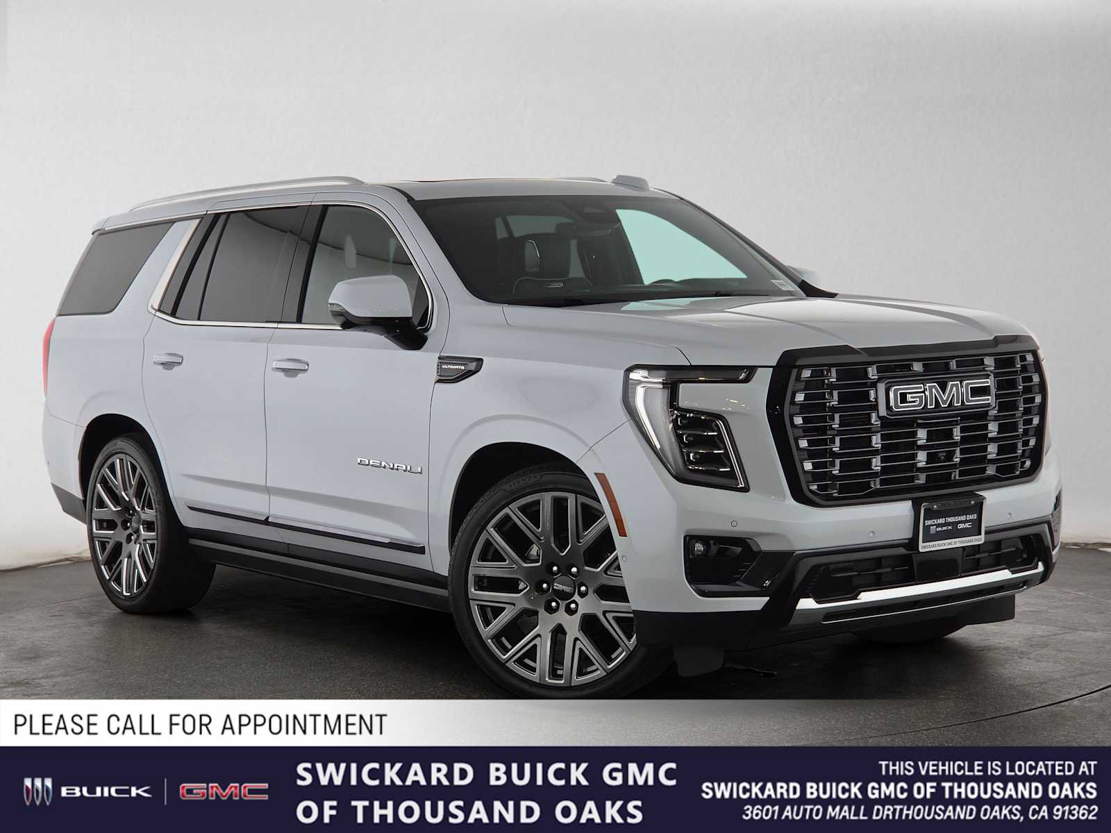 Used 2026 GMC Yukon Denali Ultimate AWD/4WD image 1