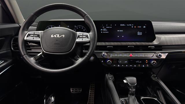 Used 2024 Kia Telluride SX image 11