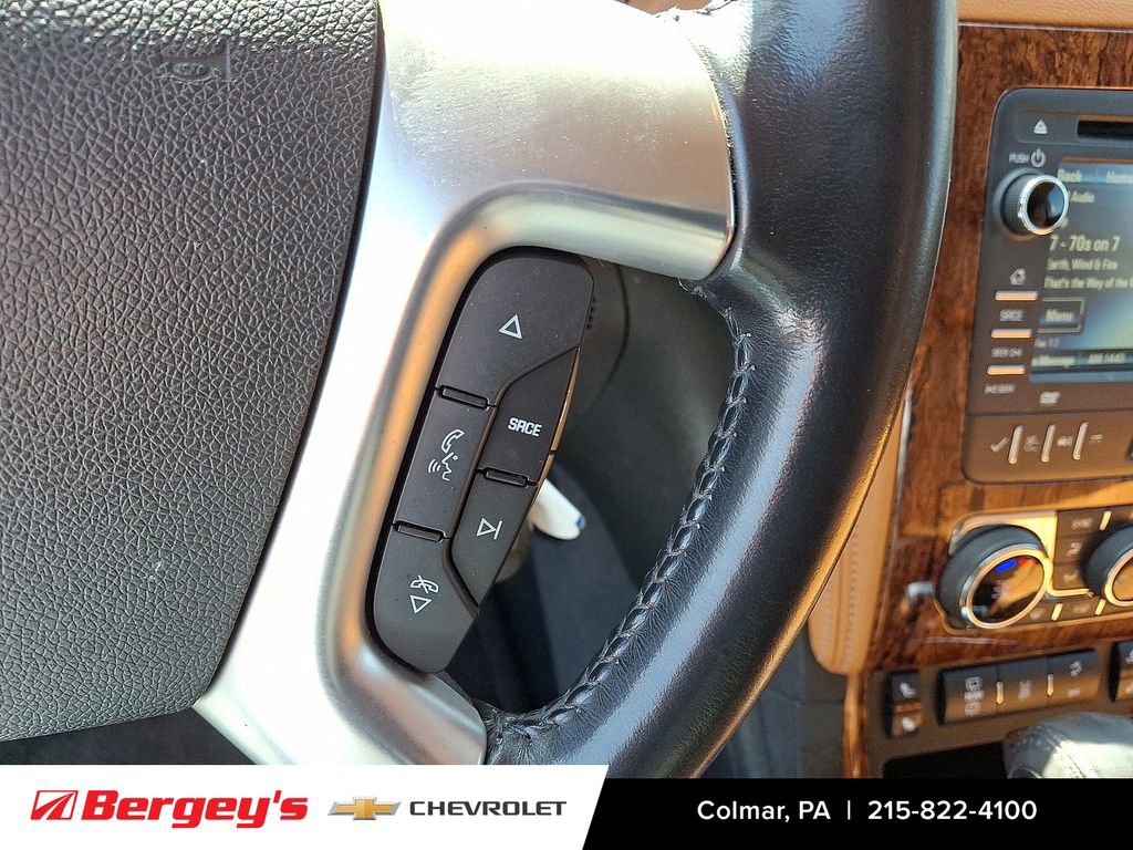 Used 2013 Chevrolet Traverse LT image 25