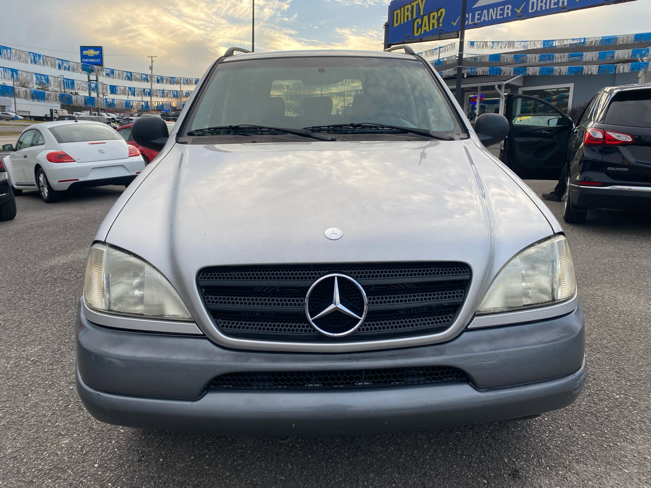 Used 1999 Mercedes-Benz ML 320 4MATIC image 2