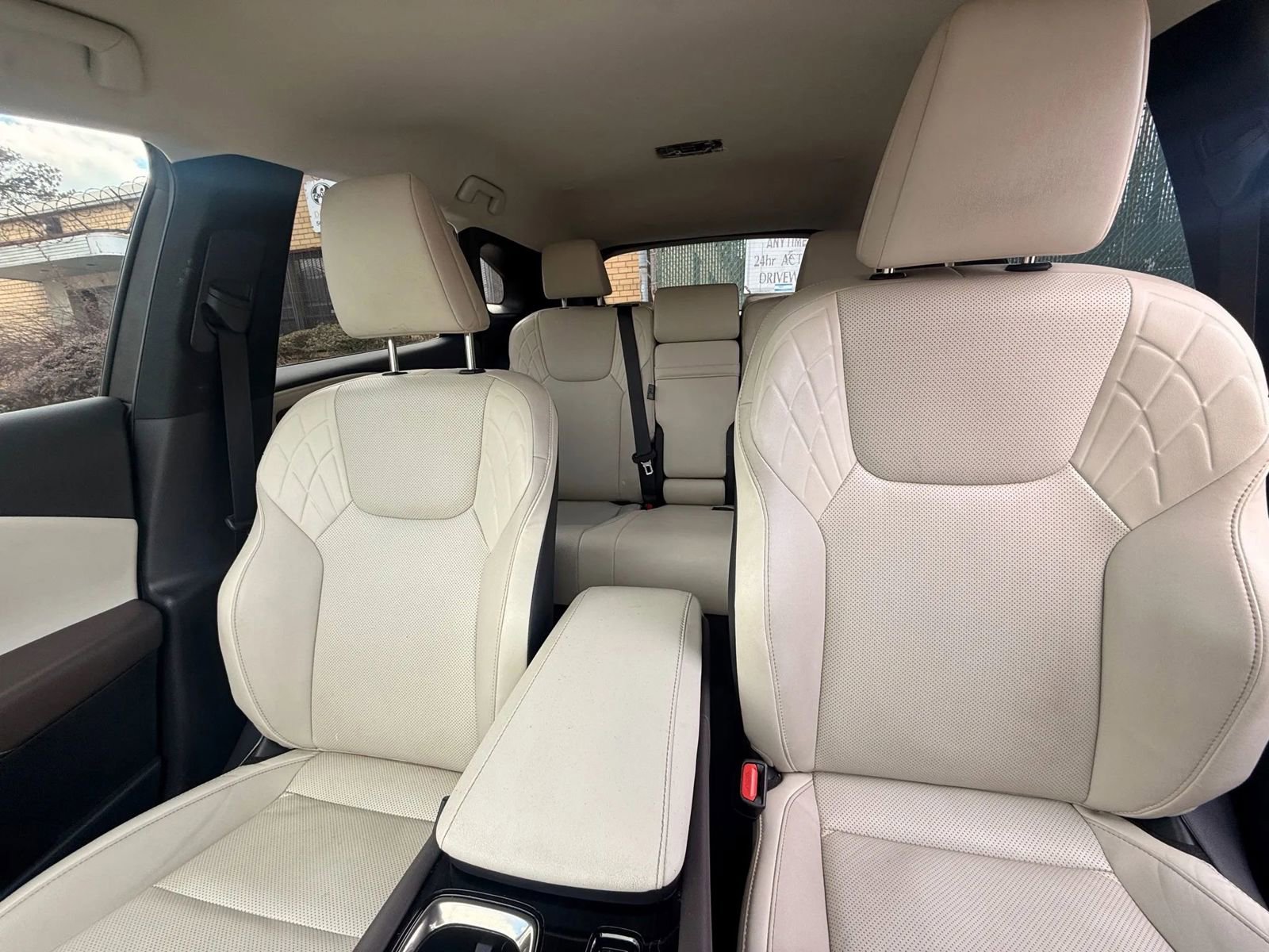 Used 2024 Lexus RX 350 FWD w/ Technology Package image 28