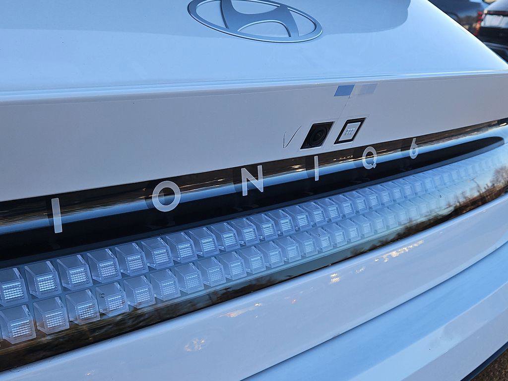 New 2025 Hyundai Ioniq 6 SEL image 3