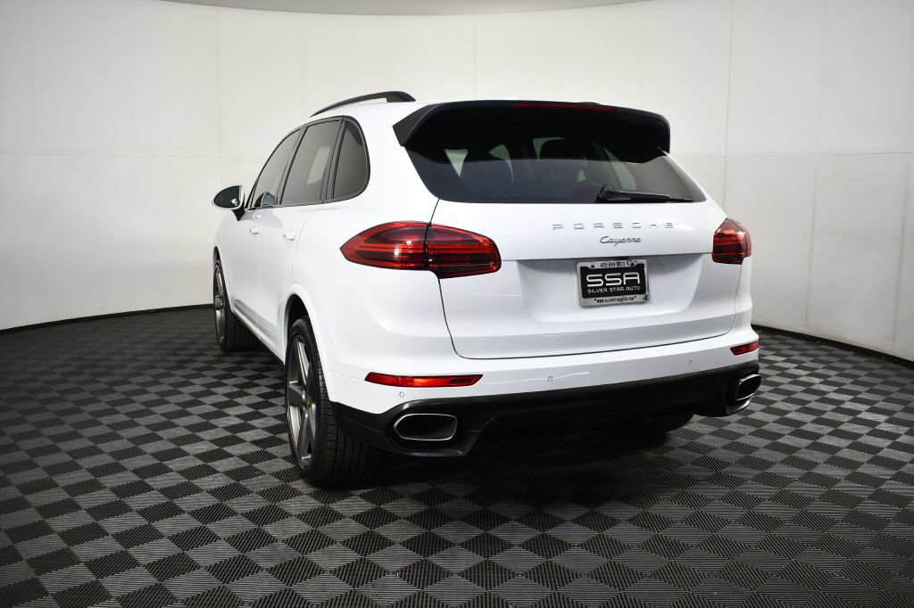 Used 2017 Porsche Cayenne Platinum Edition AWD/4WD image 9