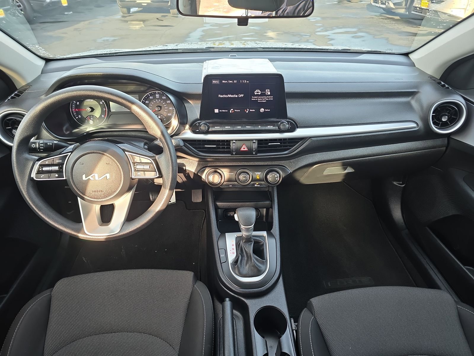 Used 2024 Kia Forte LXS image 25