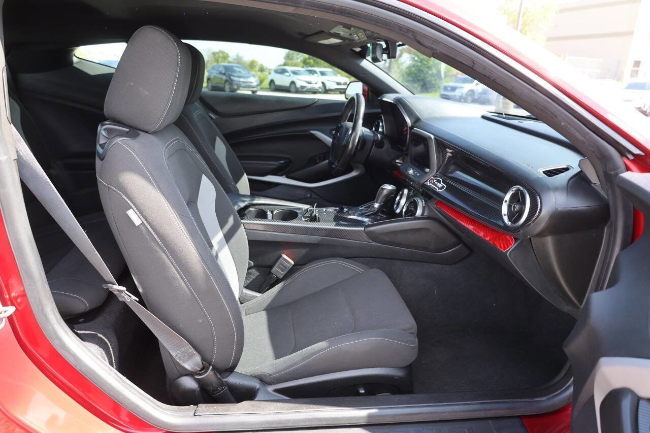 Used 2023 Chevrolet Camaro SS RWD image 15