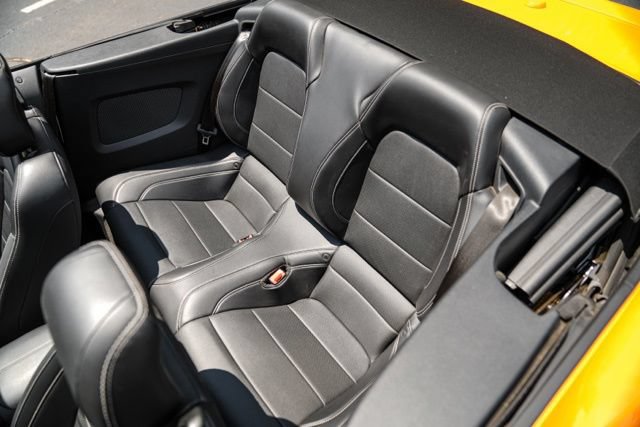 Used 2018 Ford Mustang GT Premium w/ Equipment Group 401A RWD image 30