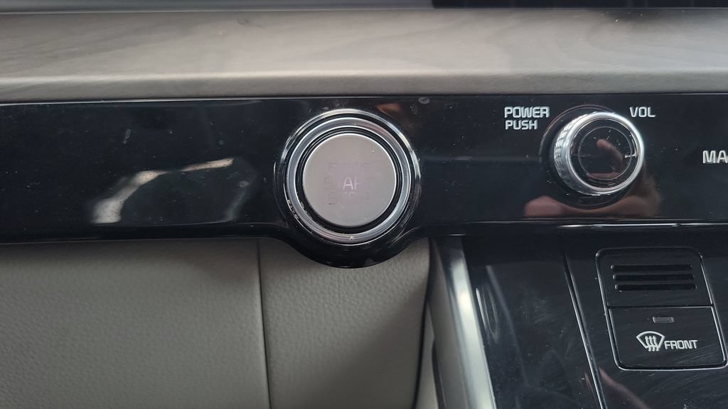 Used 2023 Kia Carnival SX FWD image 22